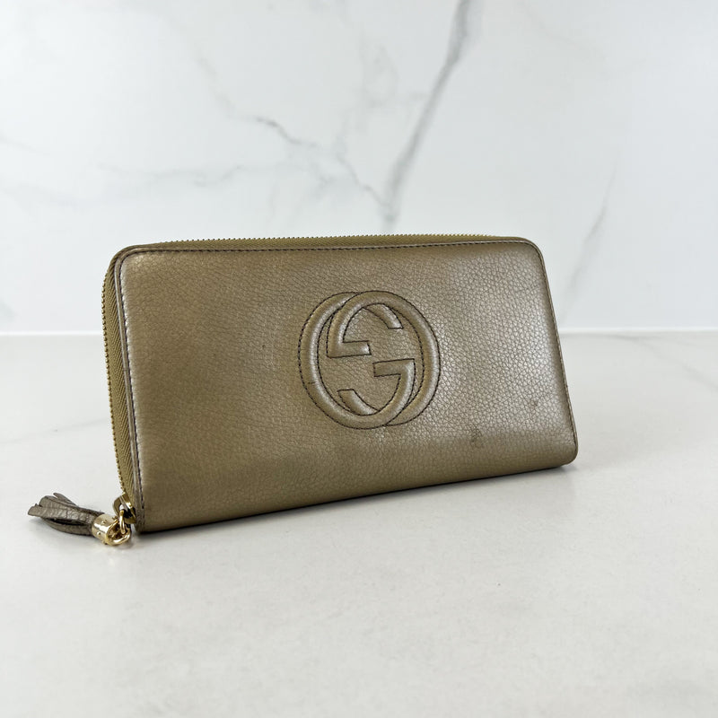 Gucci Gold Leather Soho Wallet