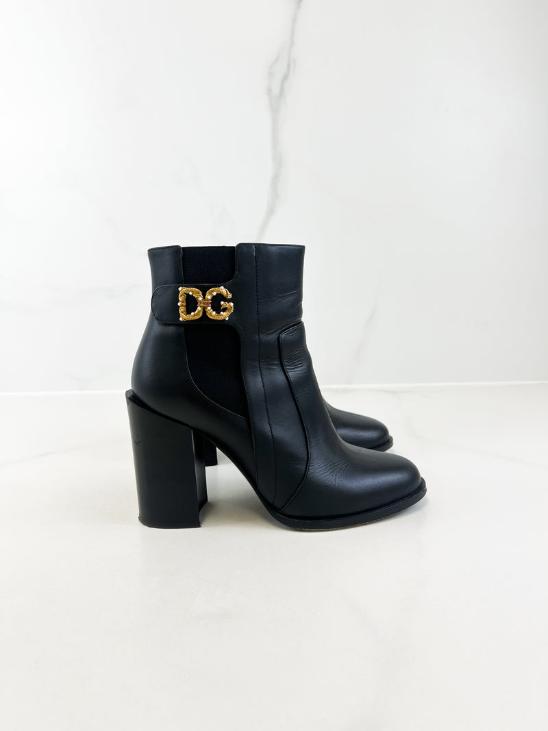 Dolce & Gabbana Leather Ankle Boots Size 38.5