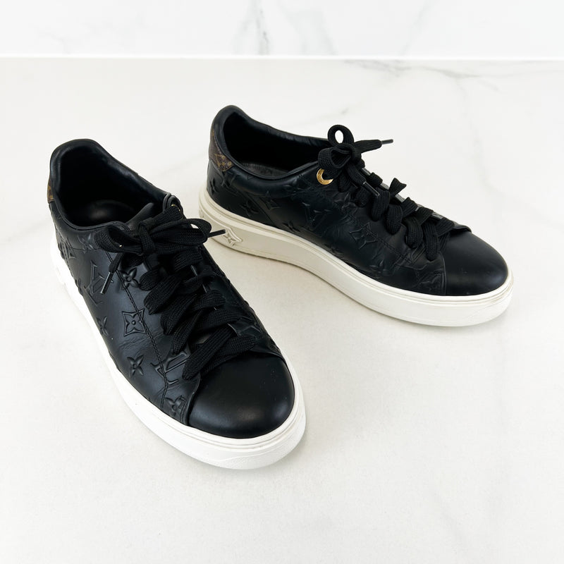 Louis Vuitton Monogram Sneaker Size 37.5