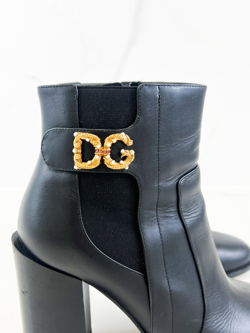 Dolce & Gabbana Leather Ankle Boots Size 38.5