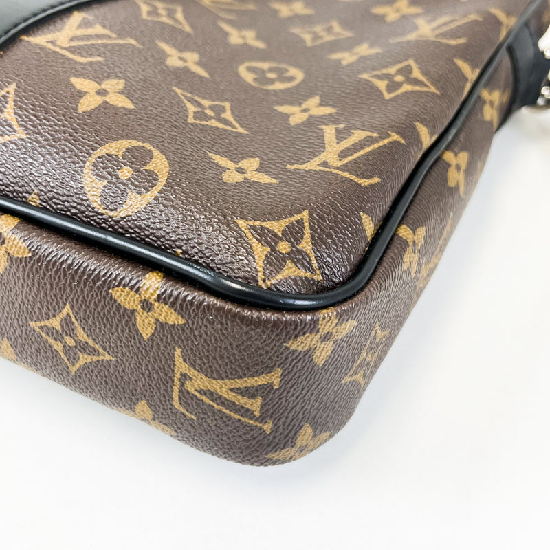 Louis Vuitton Monogram Laptop Bag