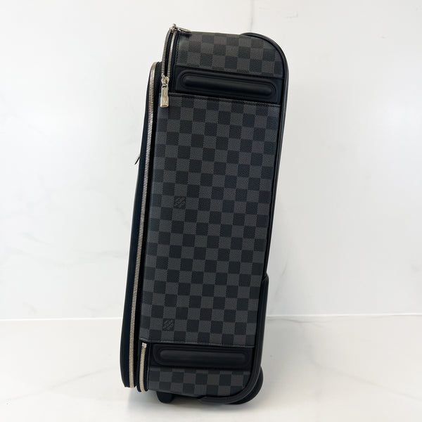 Louis Vuitton Horizon 55 Luggage Bag in Graphite