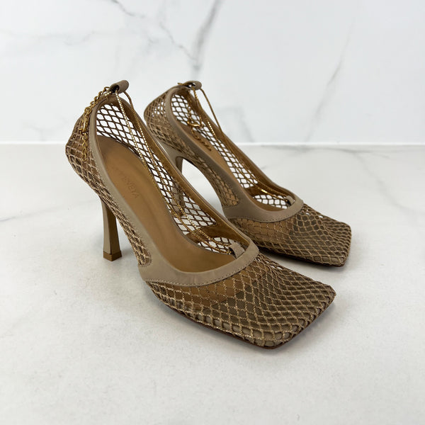 Bottega Veneta Stretch Pump Size 35