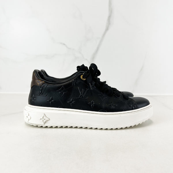 Louis Vuitton Monogram Sneaker Size 37.5