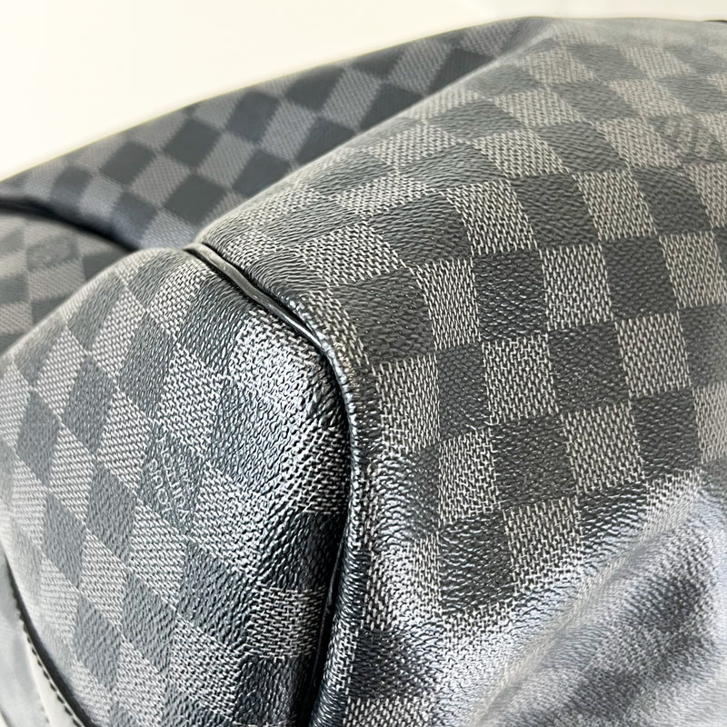 Louis Vuitton Keepall 55 in Damier Graphite Canvas