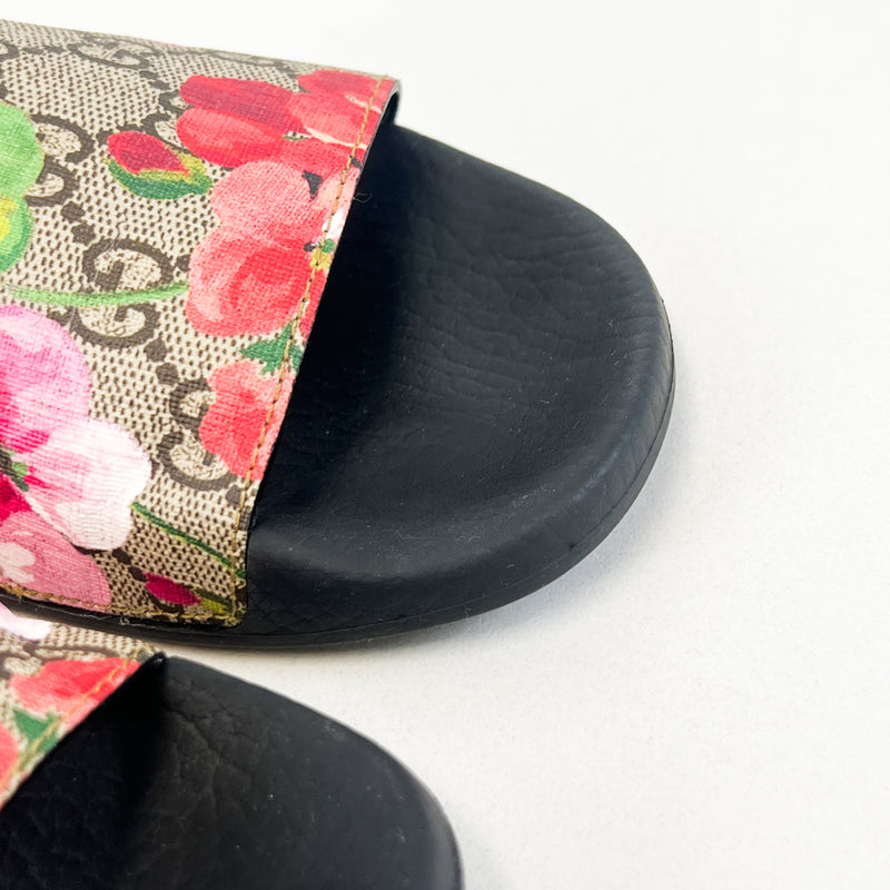 Gucci Floral Supreme Slides Size 36