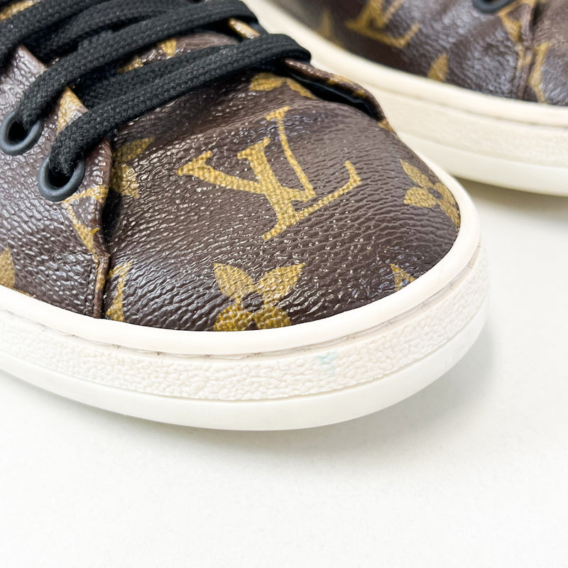 Louis Vuitton Frontrow Sneaker Size 36.5