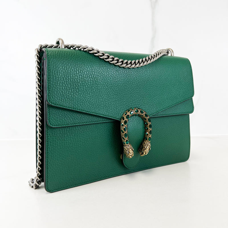 Gucci Medium Green Dionysus GG Supreme Shoulder Bag