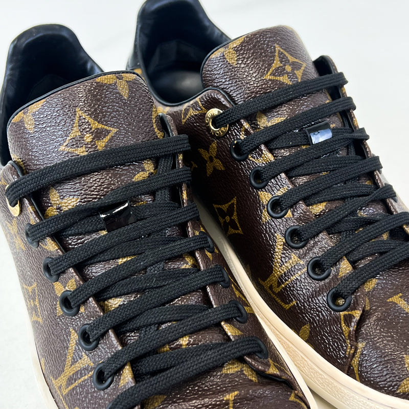 Louis Vuitton Frontrow Sneaker Size 36.5