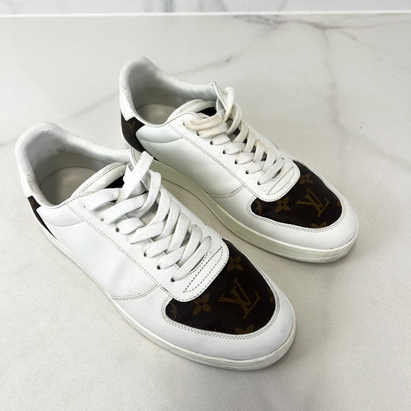 Louis Vuitton Low Top White/Canvas Sneaker Size 6 Mens