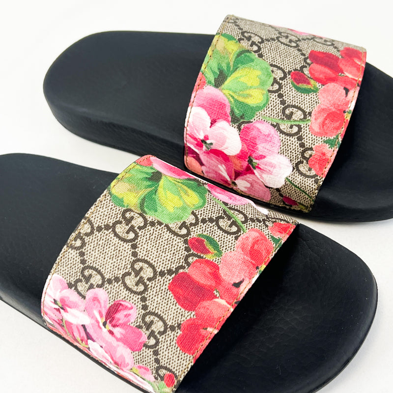 Gucci Floral Supreme Slides Size 36